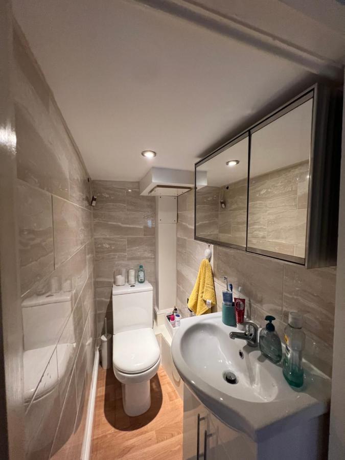 Comfy Apartment - Finchley Road ロンドン エクステリア 写真