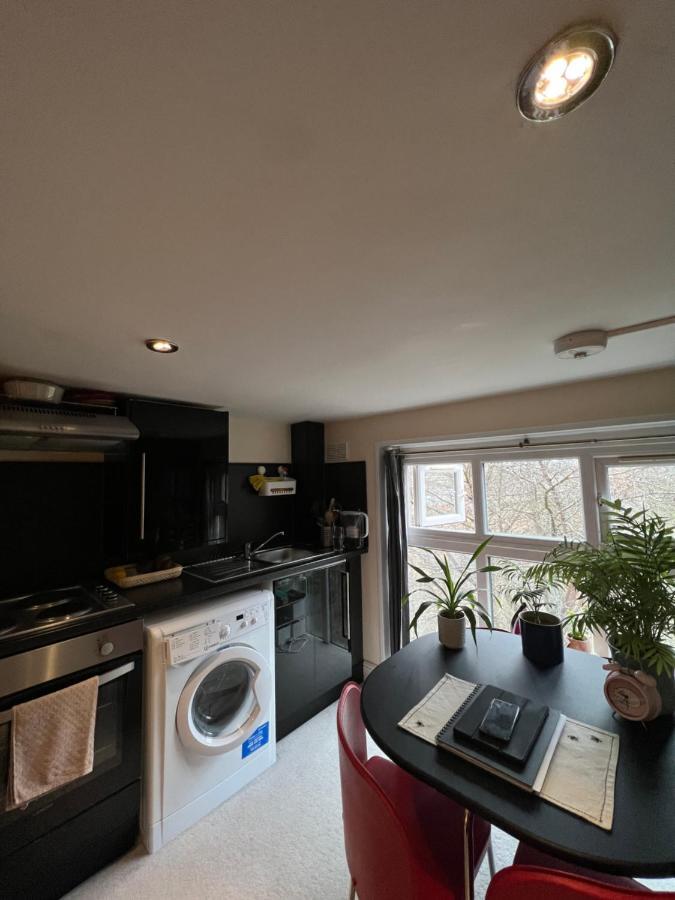 Comfy Apartment - Finchley Road ロンドン エクステリア 写真